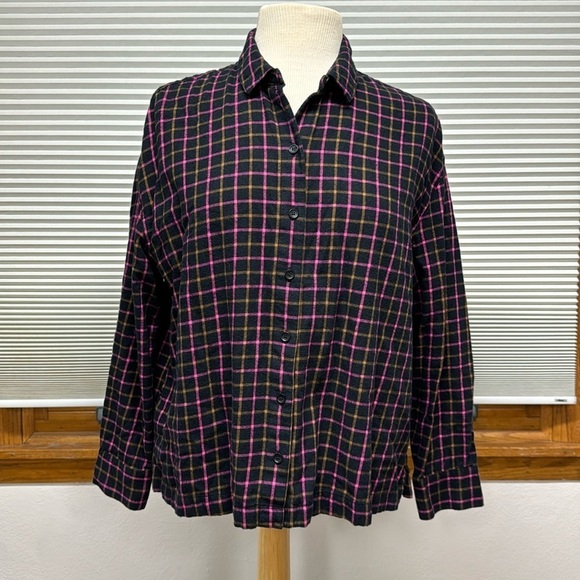 Madewell Flannel Westlake Button Down Shirt in Black and Pink Stoppard Plaid - Picture 1 of 13